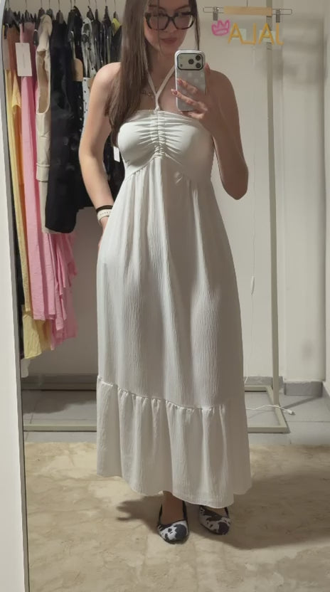 Vestido branco fluído